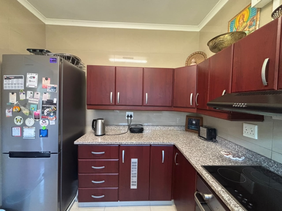 2 Bedroom Property for Sale in Glenwood KwaZulu-Natal