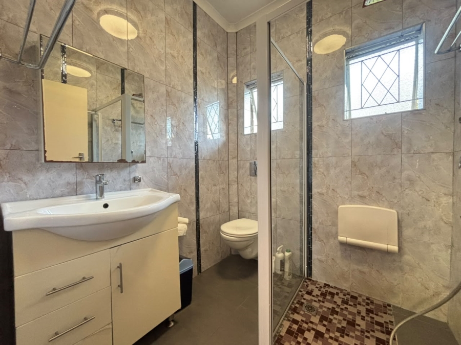 2 Bedroom Property for Sale in Glenwood KwaZulu-Natal