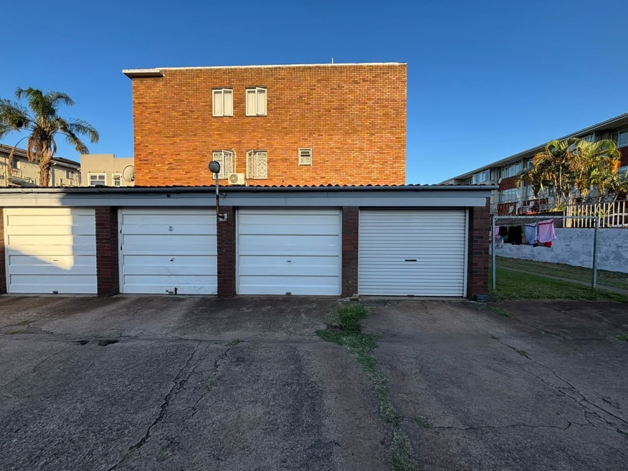 2 Bedroom Property for Sale in Glenwood KwaZulu-Natal