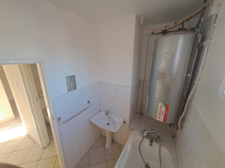 To Let 2 Bedroom Property for Rent in Overport KwaZulu-Natal