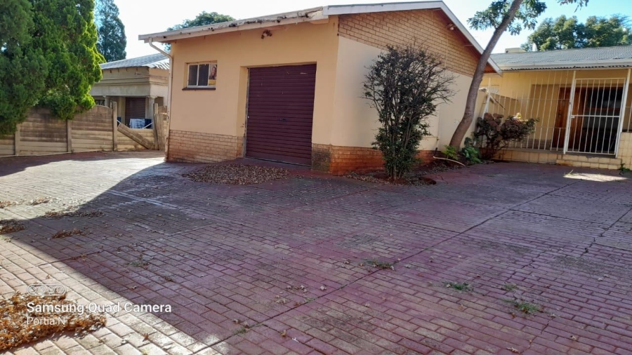 3 Bedroom Property for Sale in Sunnyridge KwaZulu-Natal