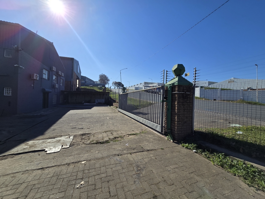 To Let Commercial Property for Rent in New Germany KwaZulu-Natal