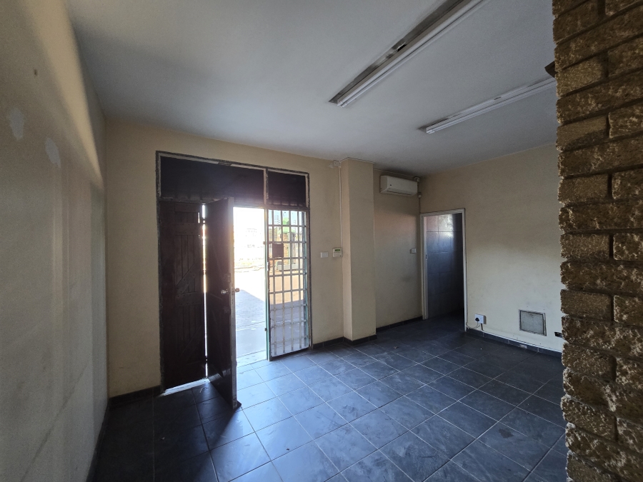 To Let Commercial Property for Rent in New Germany KwaZulu-Natal