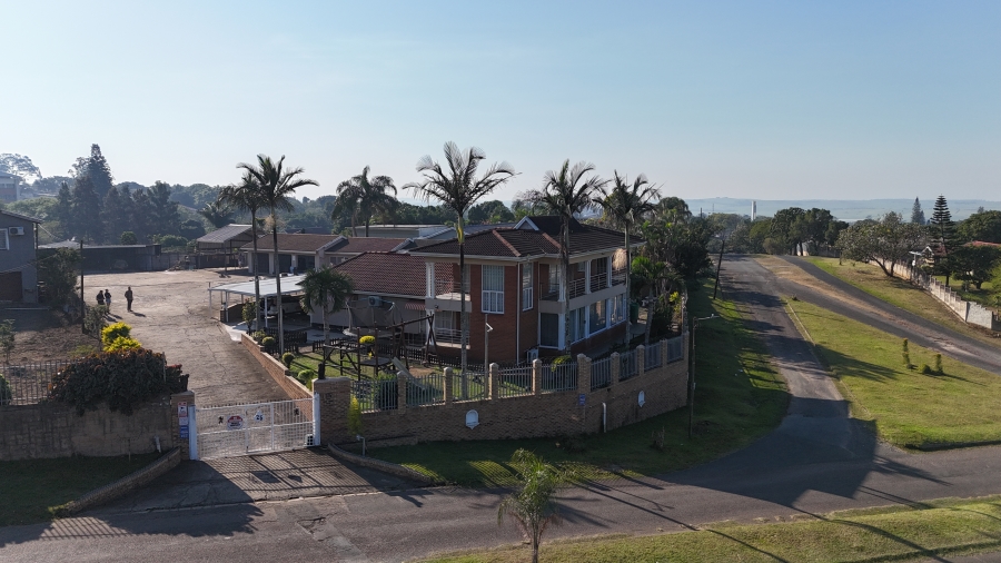 5 Bedroom Property for Sale in Parkside KwaZulu-Natal