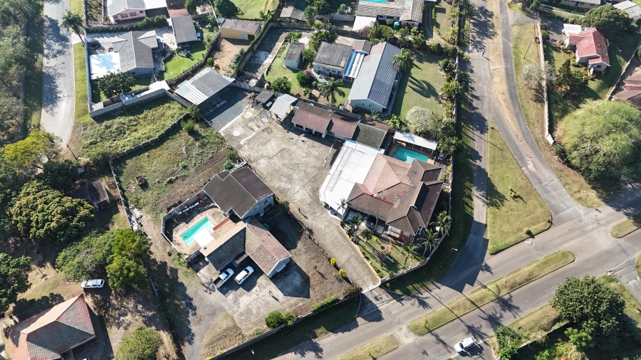 5 Bedroom Property for Sale in Parkside KwaZulu-Natal
