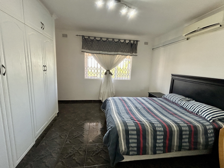 5 Bedroom Property for Sale in Parkside KwaZulu-Natal