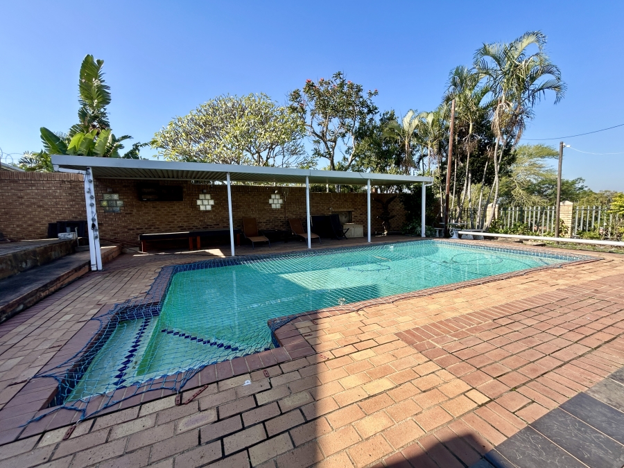 5 Bedroom Property for Sale in Parkside KwaZulu-Natal
