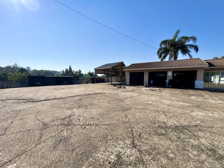 5 Bedroom Property for Sale in Parkside KwaZulu-Natal