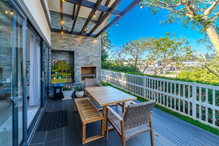 2 Bedroom Property for Sale in Mount Richmore Village Estate KwaZulu-Natal