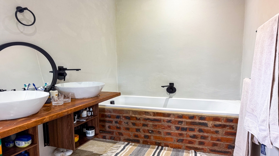 3 Bedroom Property for Sale in Worlds View KwaZulu-Natal