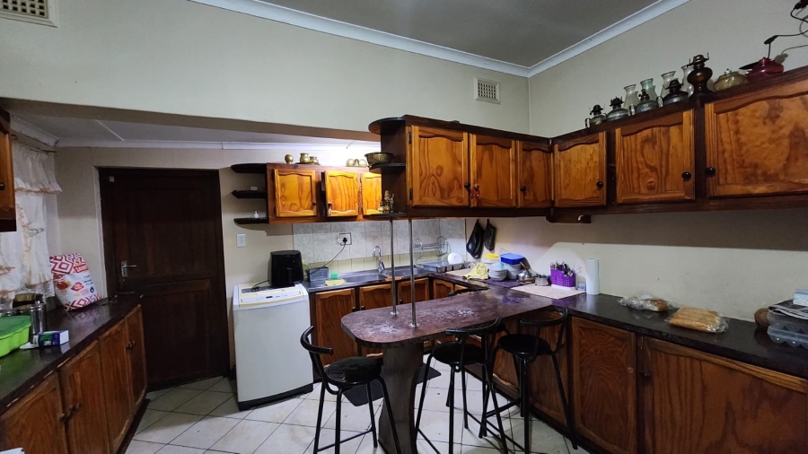 5 Bedroom Property for Sale in Allandale KwaZulu-Natal