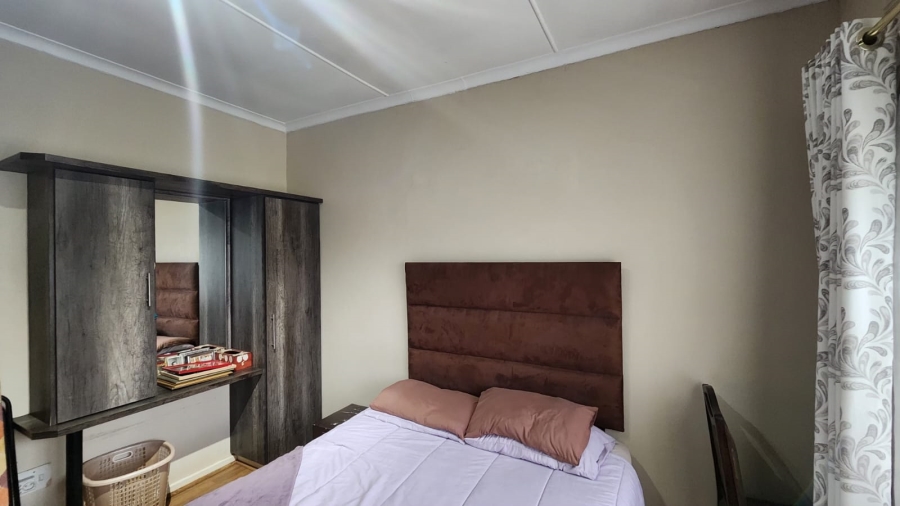 5 Bedroom Property for Sale in Allandale KwaZulu-Natal