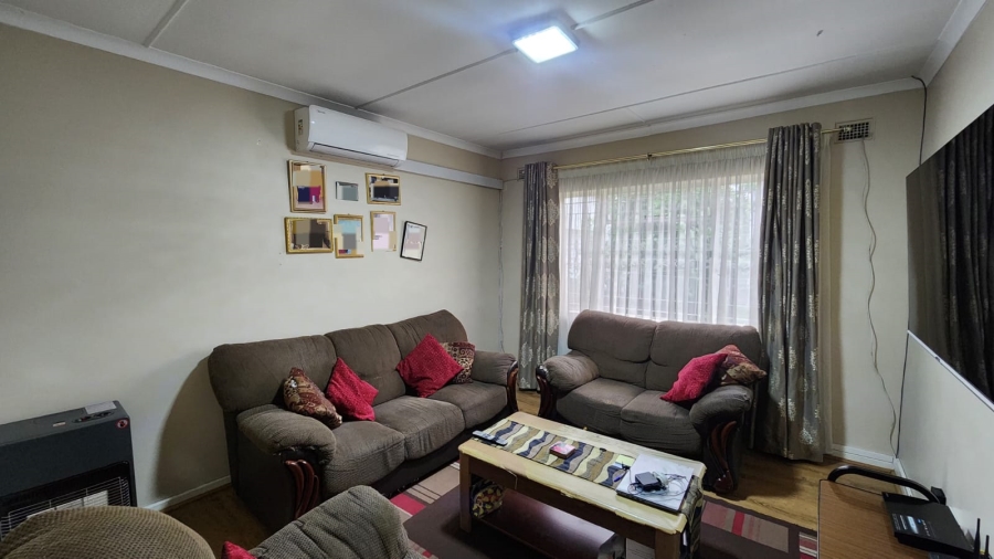 5 Bedroom Property for Sale in Allandale KwaZulu-Natal