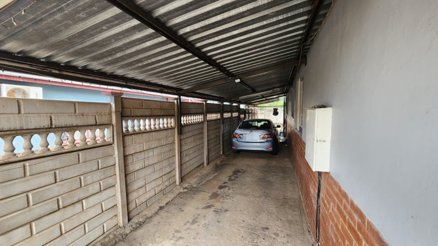 5 Bedroom Property for Sale in Allandale KwaZulu-Natal