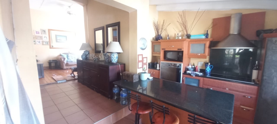 4 Bedroom Property for Sale in Glenwood KwaZulu-Natal
