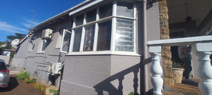 4 Bedroom Property for Sale in Glenwood KwaZulu-Natal