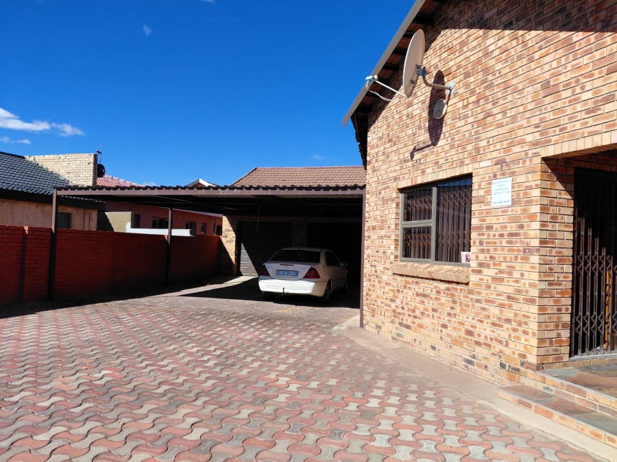 3 Bedroom Property for Sale in Lennoxton KwaZulu-Natal