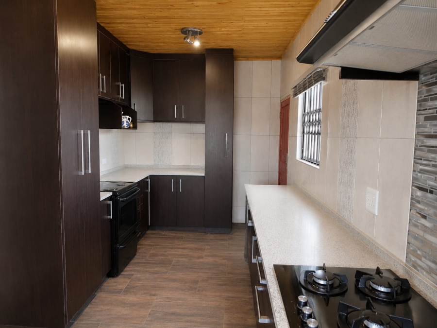 3 Bedroom Property for Sale in Lennoxton KwaZulu-Natal