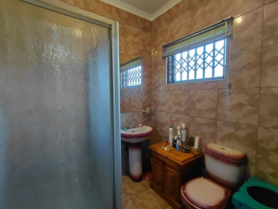 3 Bedroom Property for Sale in Lennoxton KwaZulu-Natal
