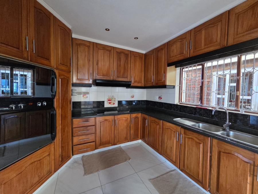 To Let 5 Bedroom Property for Rent in Shallcross KwaZulu-Natal