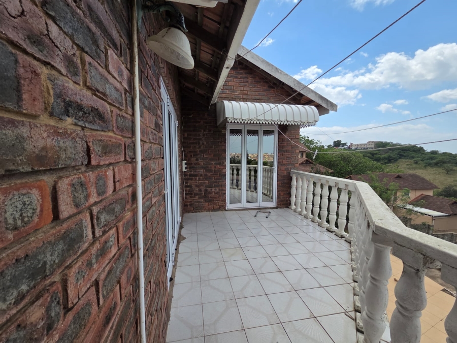 To Let 5 Bedroom Property for Rent in Shallcross KwaZulu-Natal