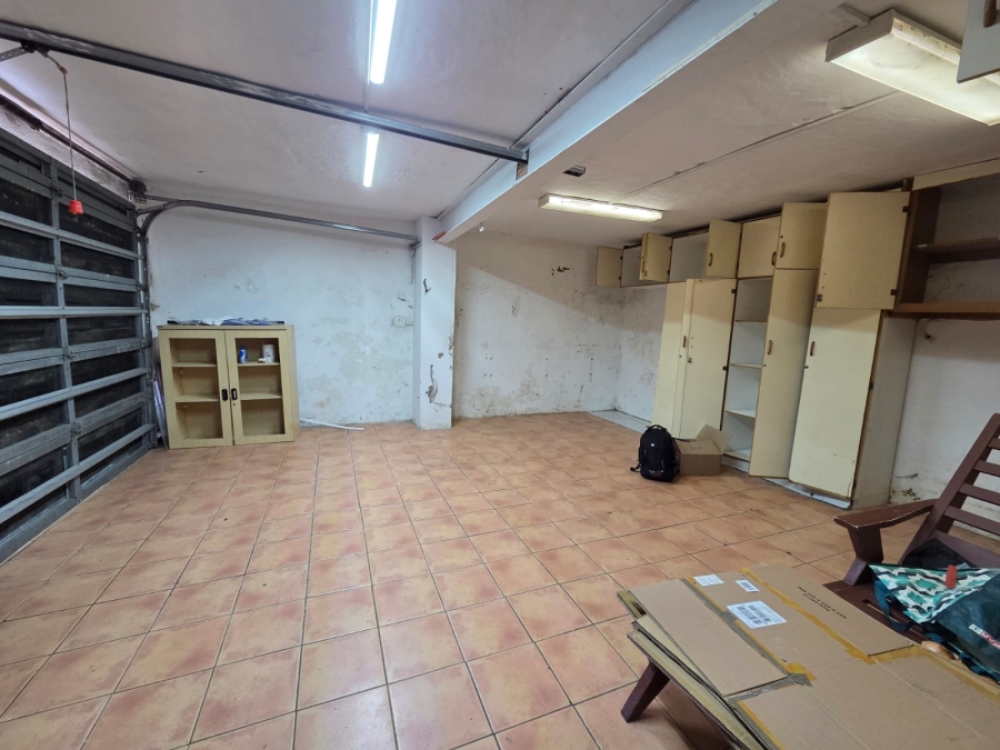 To Let 5 Bedroom Property for Rent in Shallcross KwaZulu-Natal