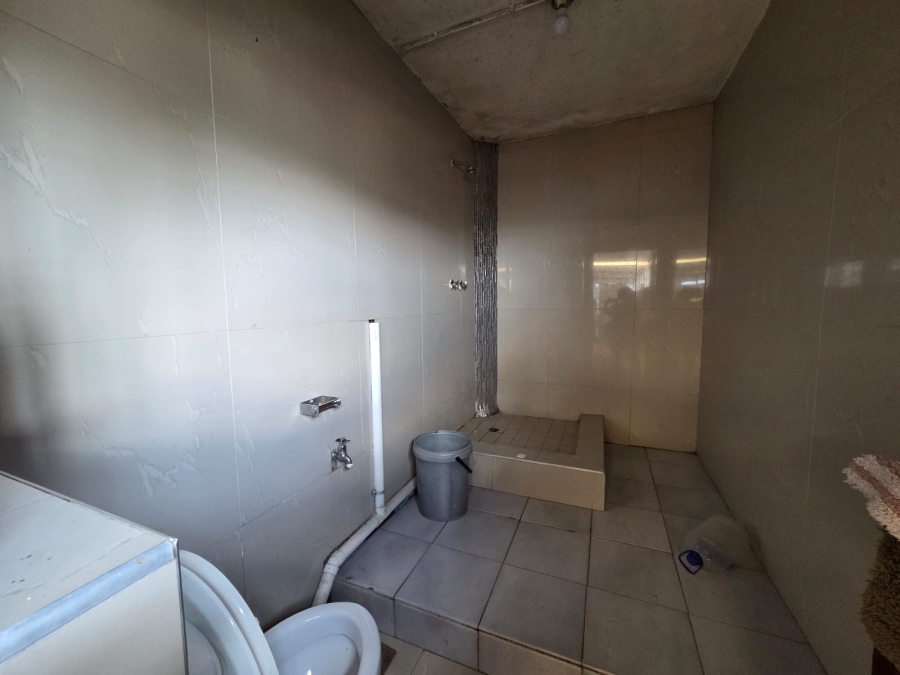 To Let 5 Bedroom Property for Rent in Shallcross KwaZulu-Natal