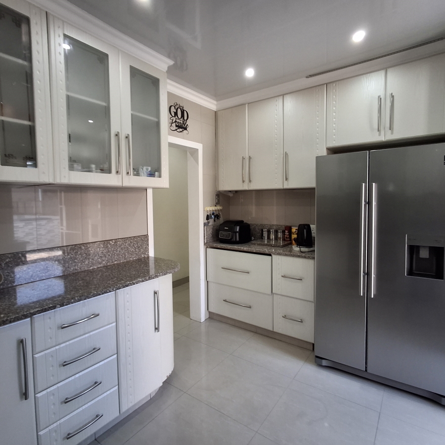 3 Bedroom Property for Sale in Bisley KwaZulu-Natal