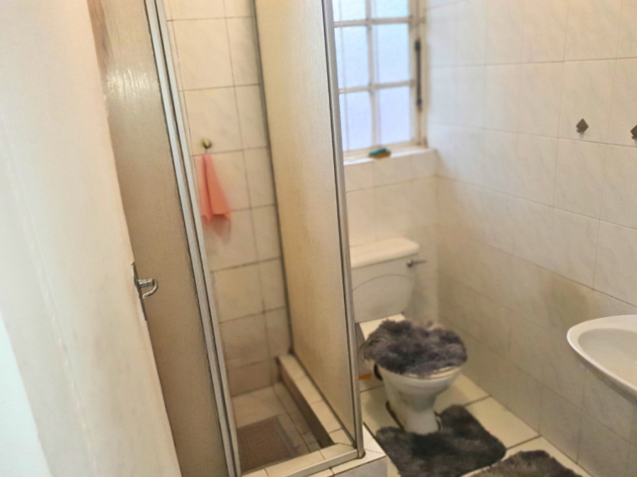 2 Bedroom Property for Sale in Scottsville KwaZulu-Natal