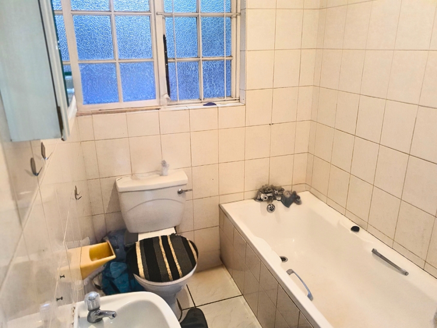 2 Bedroom Property for Sale in Scottsville KwaZulu-Natal