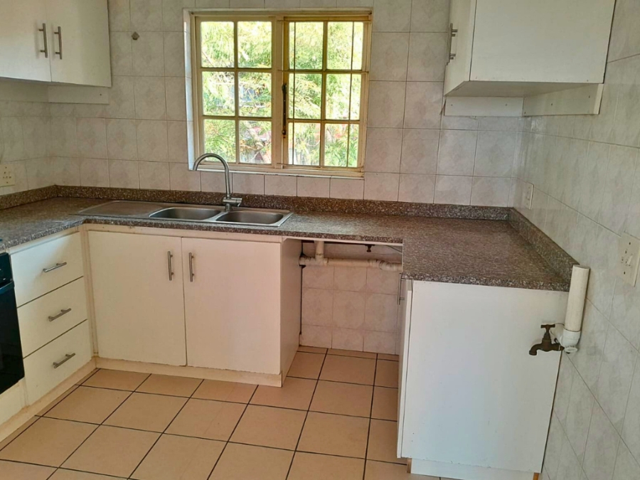 2 Bedroom Property for Sale in Scottsville KwaZulu-Natal