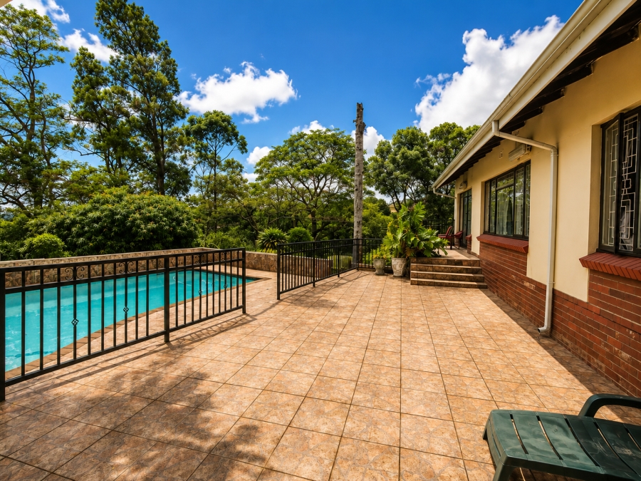 4 Bedroom Property for Sale in Dawncliffe KwaZulu-Natal