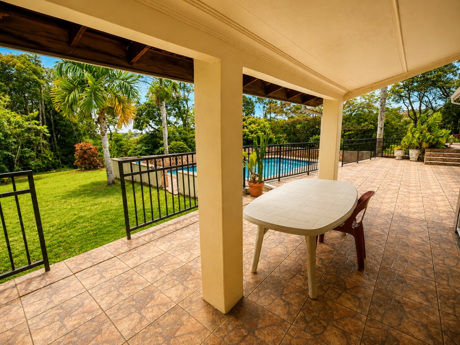 4 Bedroom Property for Sale in Dawncliffe KwaZulu-Natal