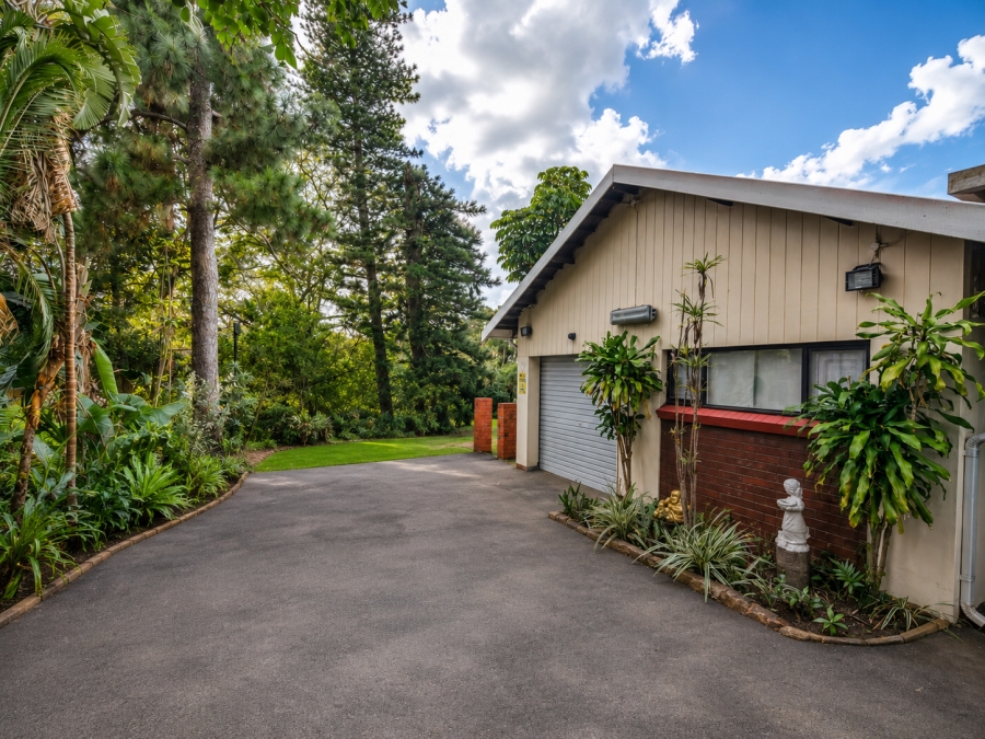 4 Bedroom Property for Sale in Dawncliffe KwaZulu-Natal