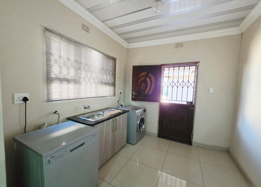 4 Bedroom Property for Sale in Carsdale KwaZulu-Natal