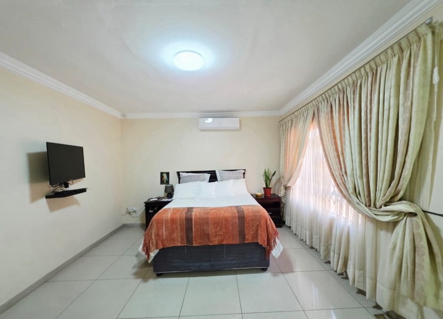 4 Bedroom Property for Sale in Carsdale KwaZulu-Natal