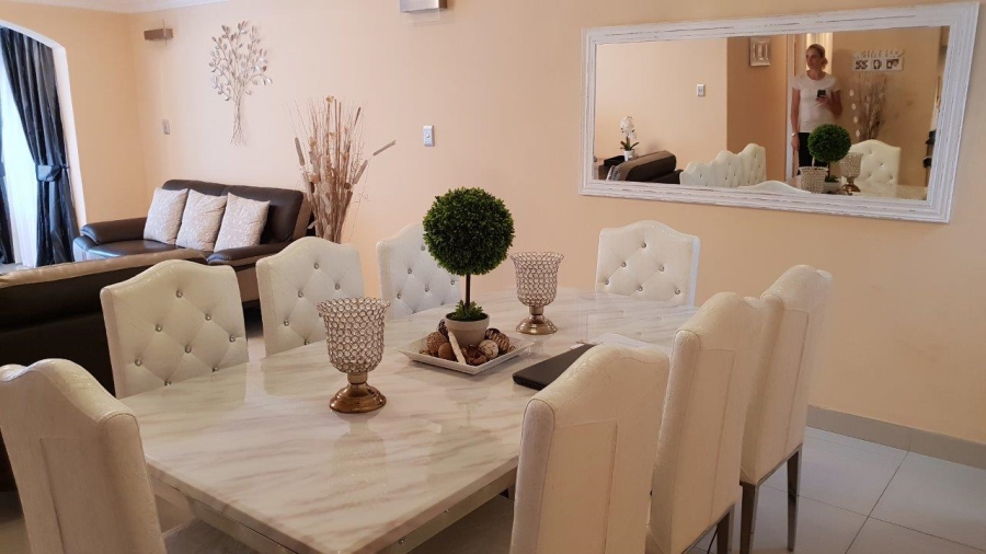 To Let 3 Bedroom Property for Rent in Durban North KwaZulu-Natal