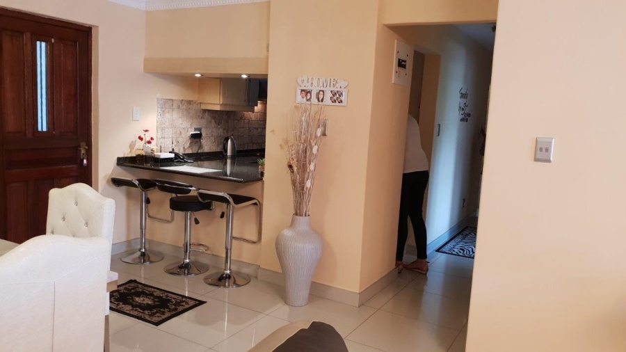 To Let 3 Bedroom Property for Rent in Durban North KwaZulu-Natal