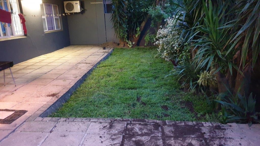 To Let 3 Bedroom Property for Rent in Durban North KwaZulu-Natal