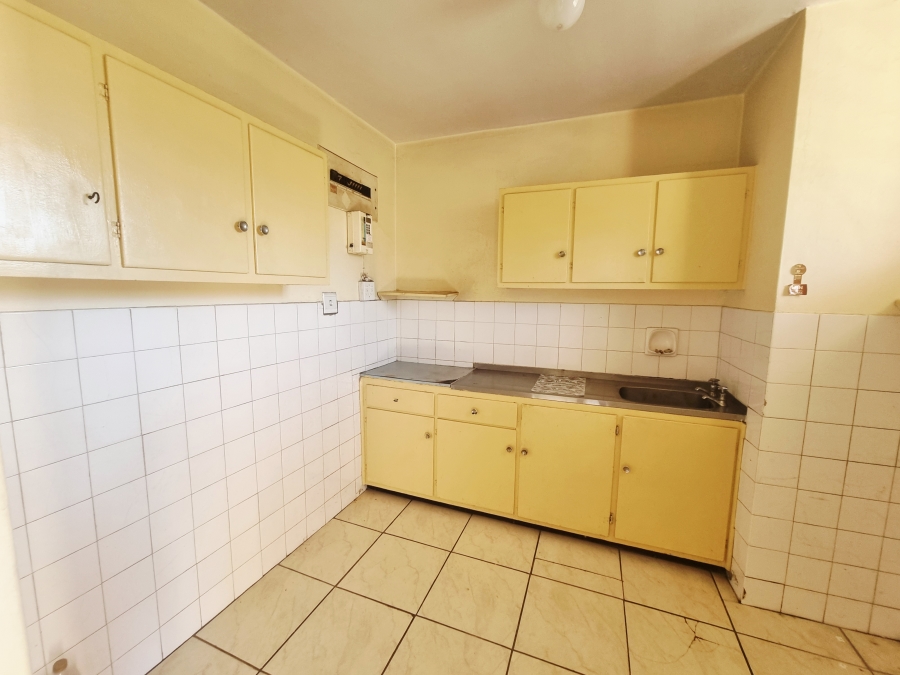 1 Bedroom Property for Sale in Empangeni Central KwaZulu-Natal
