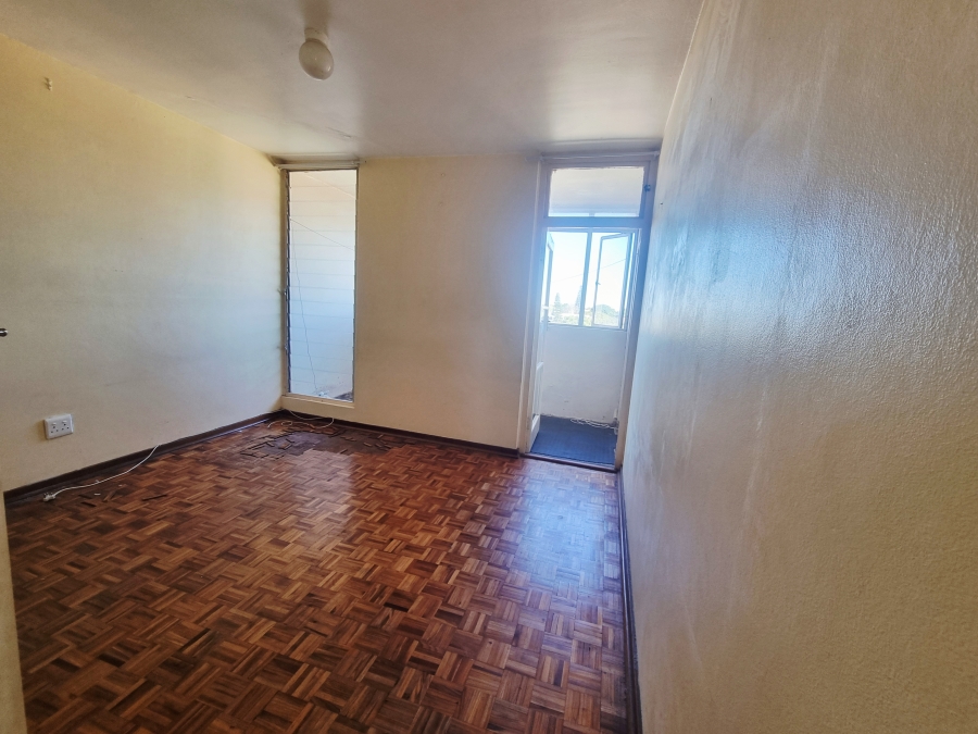 1 Bedroom Property for Sale in Empangeni Central KwaZulu-Natal