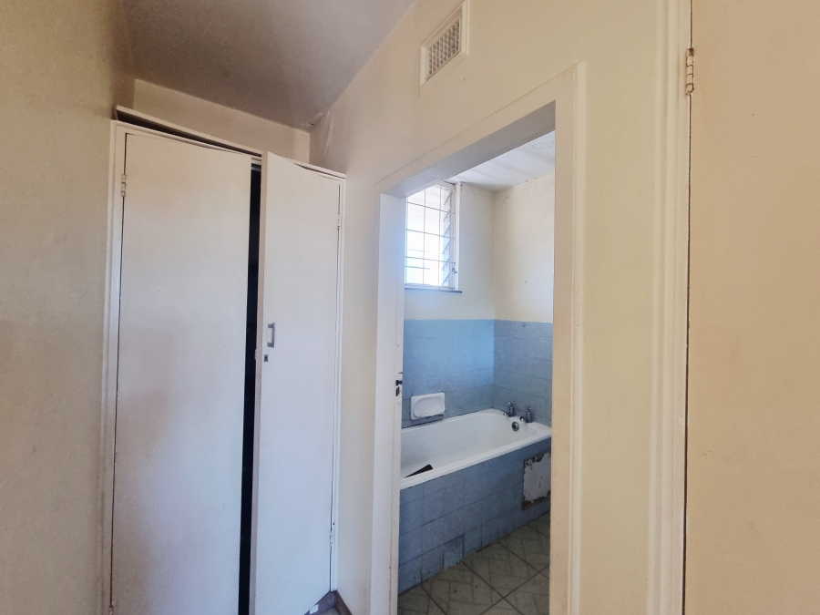 1 Bedroom Property for Sale in Empangeni Central KwaZulu-Natal