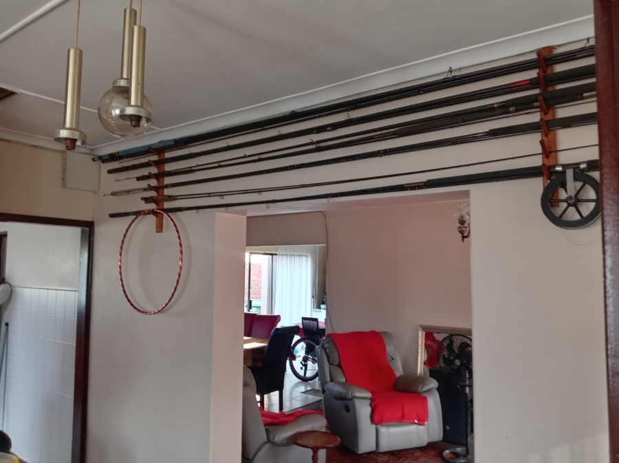3 Bedroom Property for Sale in Athlone Park KwaZulu-Natal
