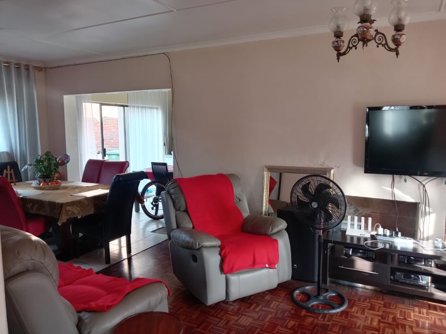 3 Bedroom Property for Sale in Athlone Park KwaZulu-Natal