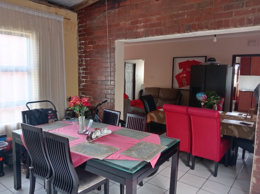 3 Bedroom Property for Sale in Athlone Park KwaZulu-Natal