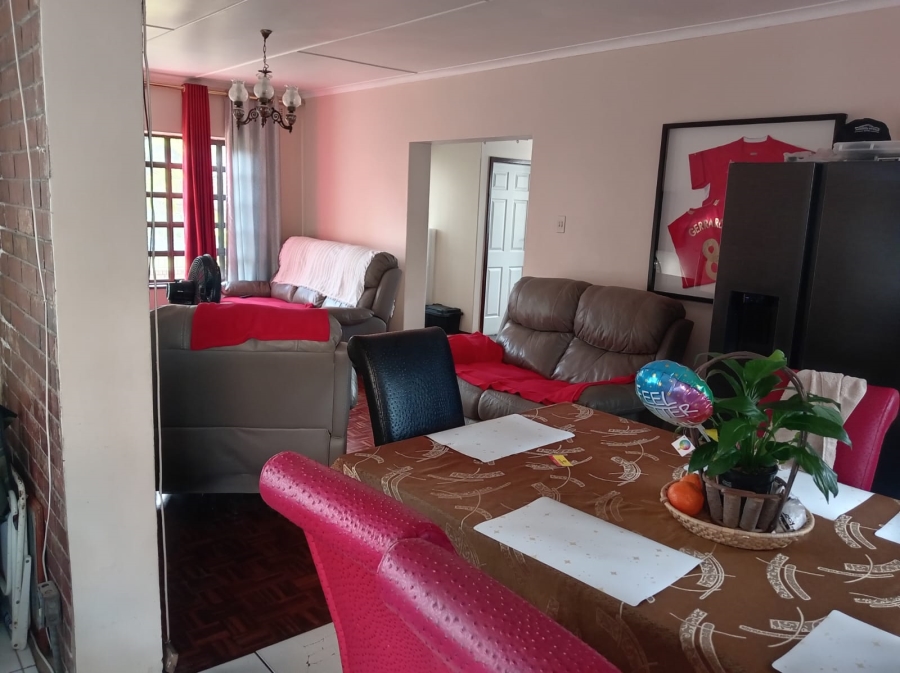3 Bedroom Property for Sale in Athlone Park KwaZulu-Natal