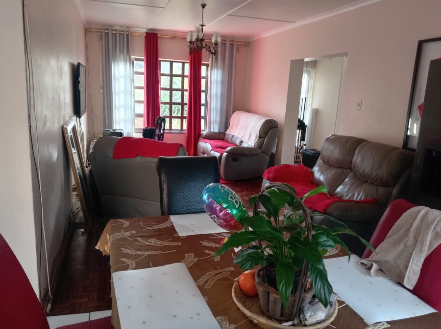 3 Bedroom Property for Sale in Athlone Park KwaZulu-Natal