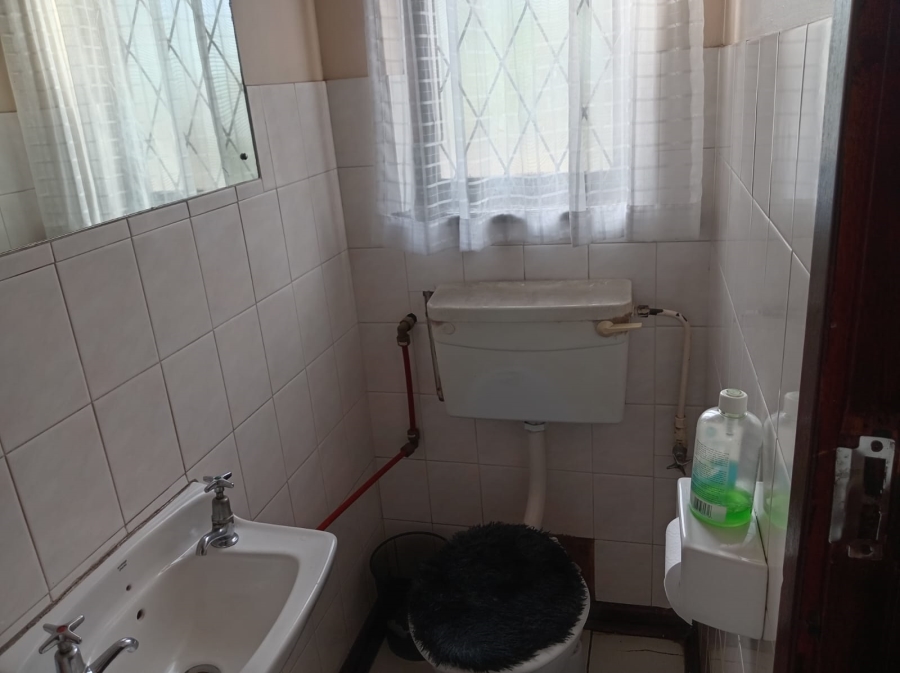 3 Bedroom Property for Sale in Athlone Park KwaZulu-Natal