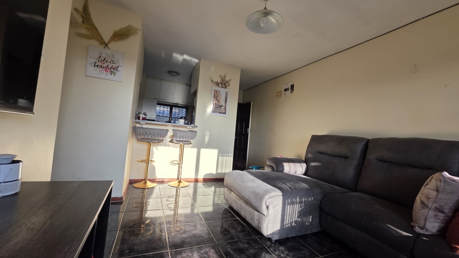 2 Bedroom Property for Sale in Sherwood KwaZulu-Natal