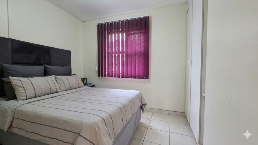 2 Bedroom Property for Sale in Sherwood KwaZulu-Natal